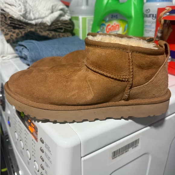 Mini Uggs - Picture 4 of 7
